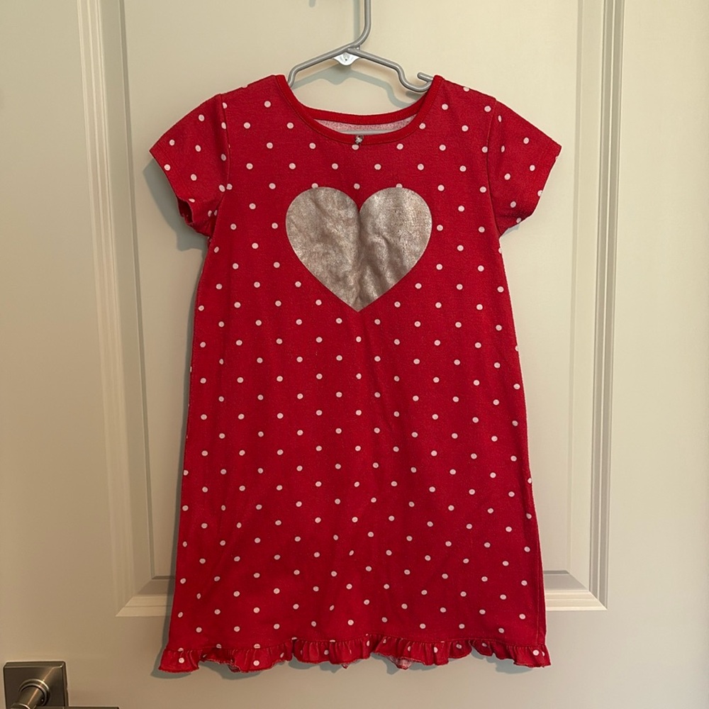 Carters 4T-5T girls nightgown